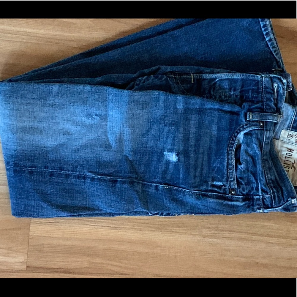 Hollister Jeans. Boomer Low Rise Straight Boot